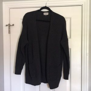 Universal thread cardigan